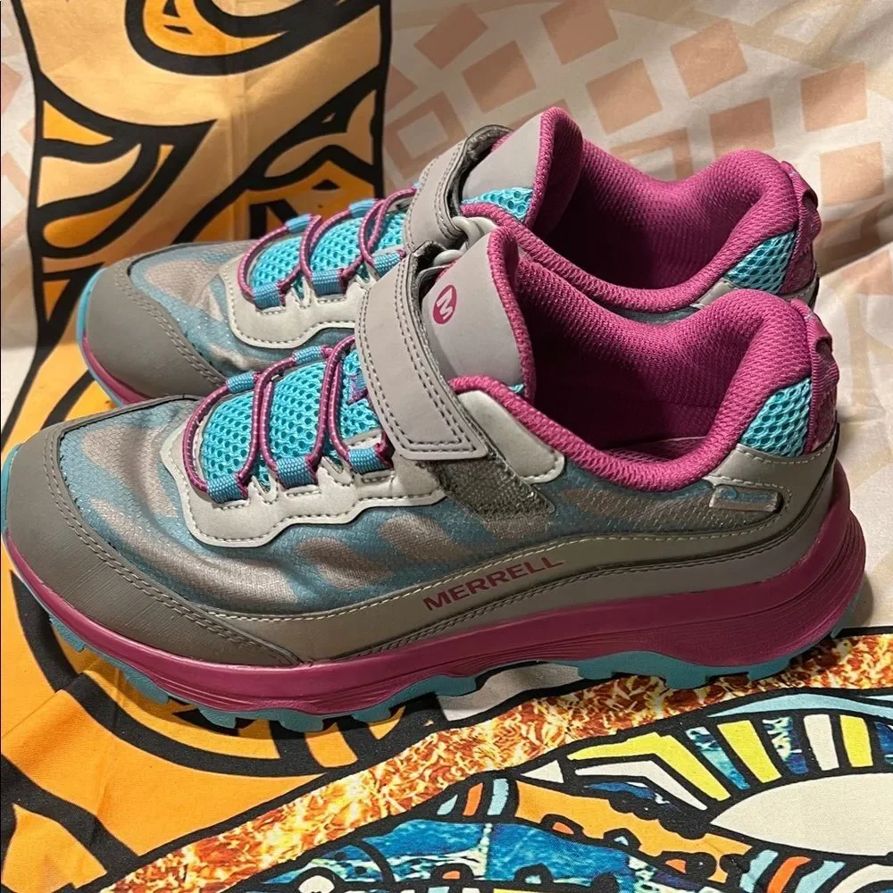 Merrell Unisex-Child Moab Speed 2 Low Waterproof Hiking Shoe Kids size 5